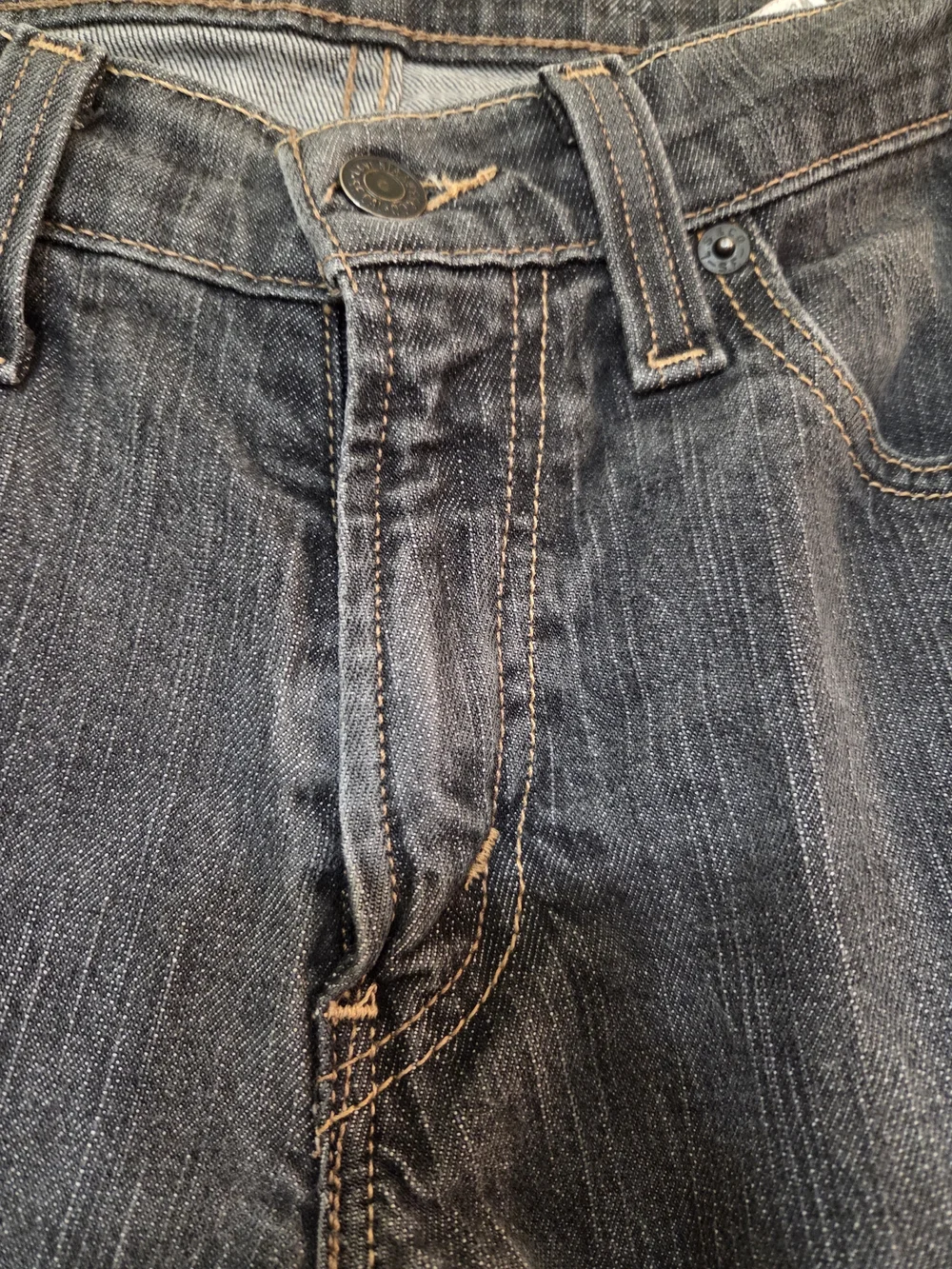Levi's Men's Charcoal Slim Straight Jeans